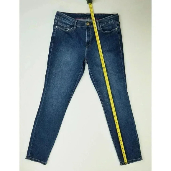Tommy Hilfiger Size 8 Womens Embroidered Pocket Logo Blue Denim Jeans 28" Inseam - Picture 11 of 13